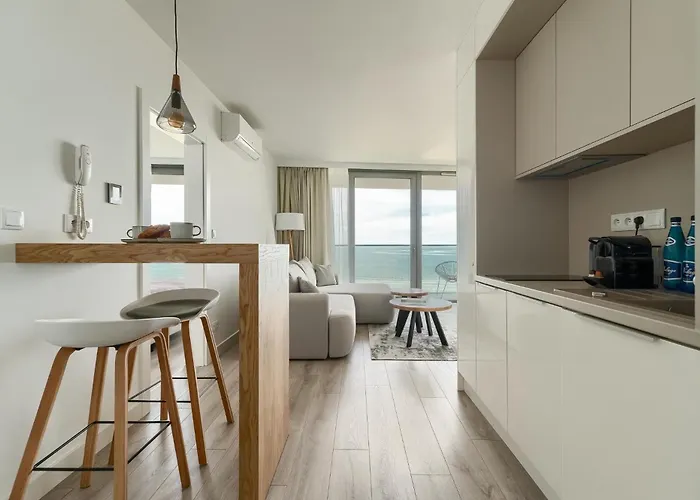 Wave Front Sea View 7 Floor 公寓